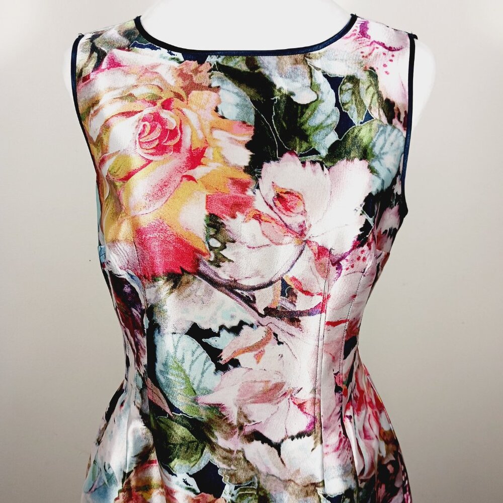 Nicole Miller Reversible Satin Dress SZ 8, Floral and Navy, Full Length Back Zip - Picture 7 of 16